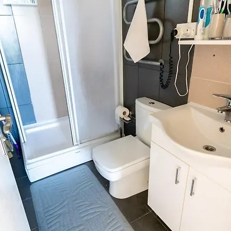 Beautiful Two-bedroom Near The Sea Sel 6-5 Apartment *