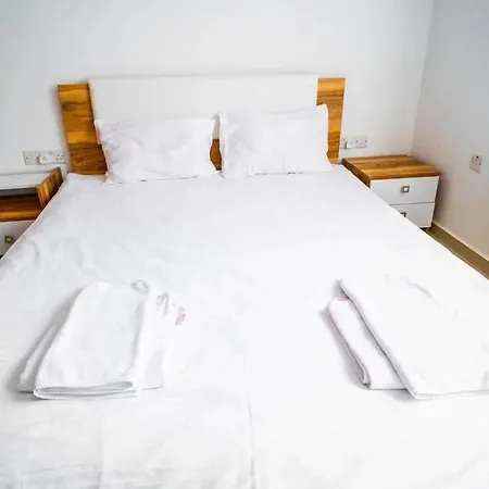 Beautiful Two-bedroom Near The Sea Sel 6-5 Apartment *